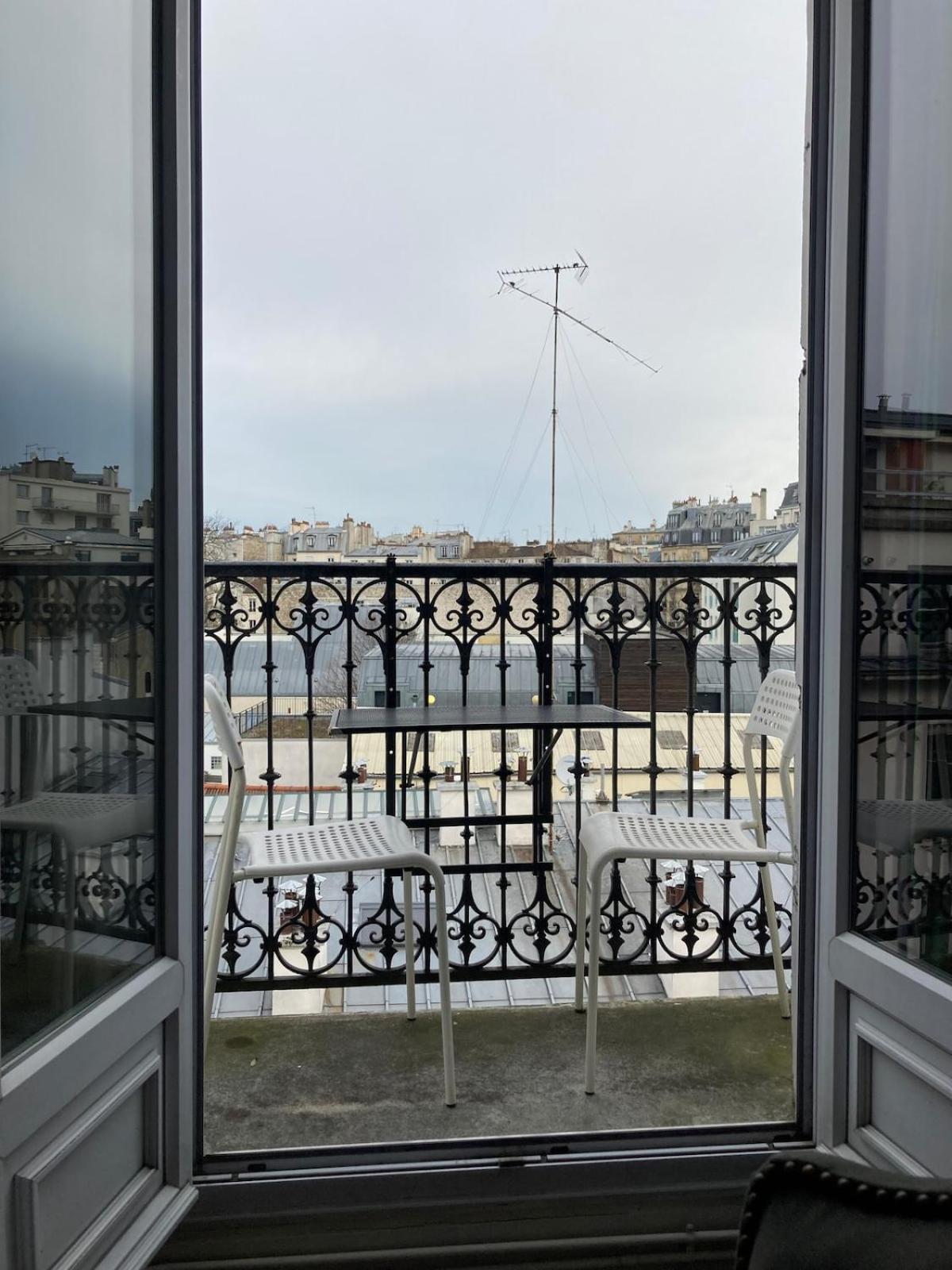 Appartement Luminous And Inspiring Arty Parijs